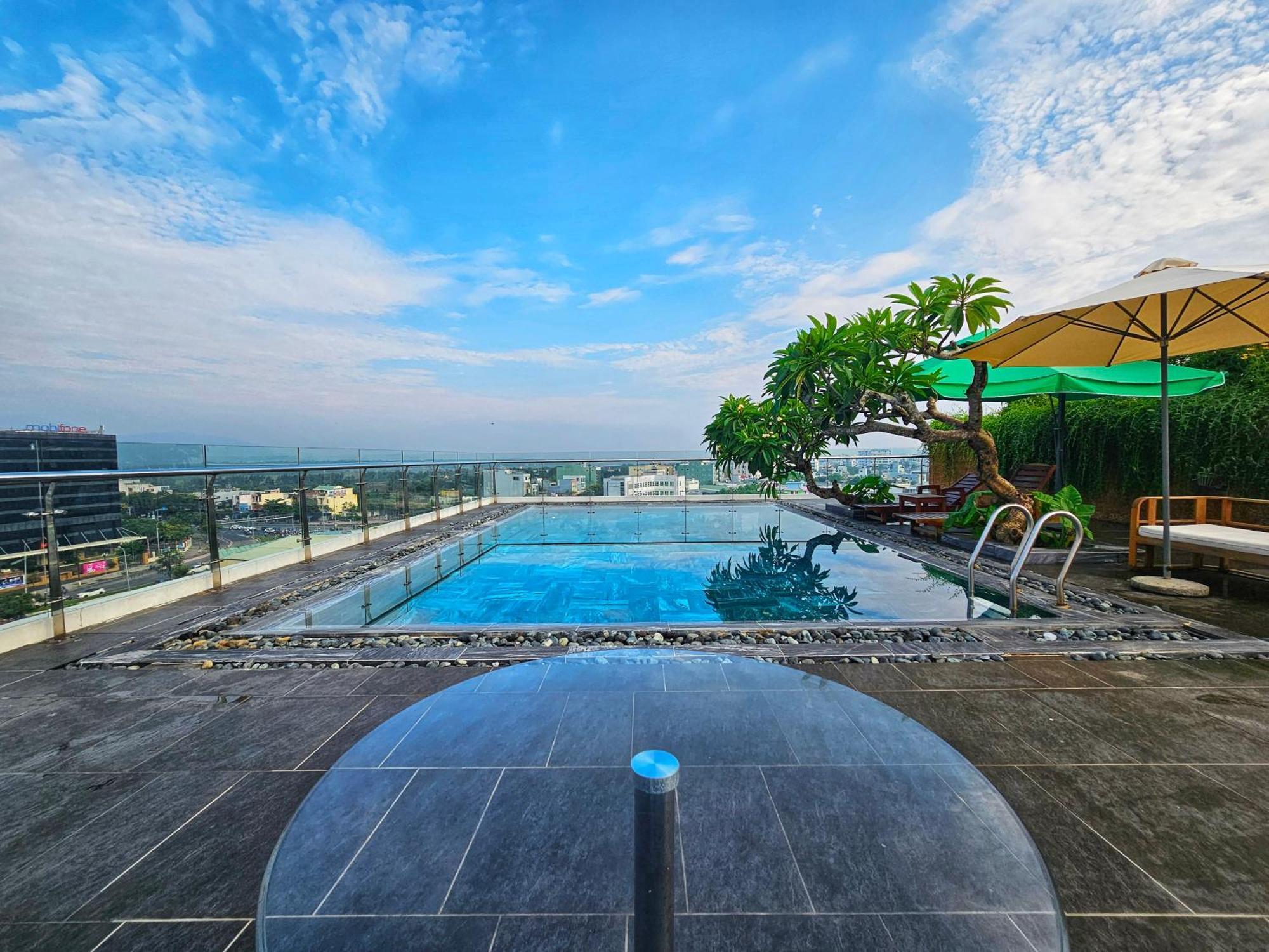 Mtr Apartment & Hotel ดานัง ภายนอก รูปภาพ